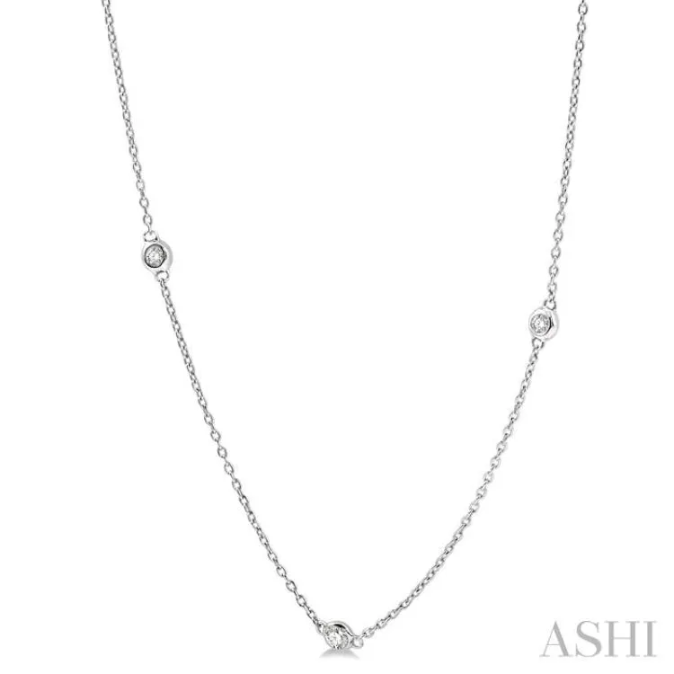 1/2 Ctw Round Cut Diamond Fashion Necklace in 14K White Gold