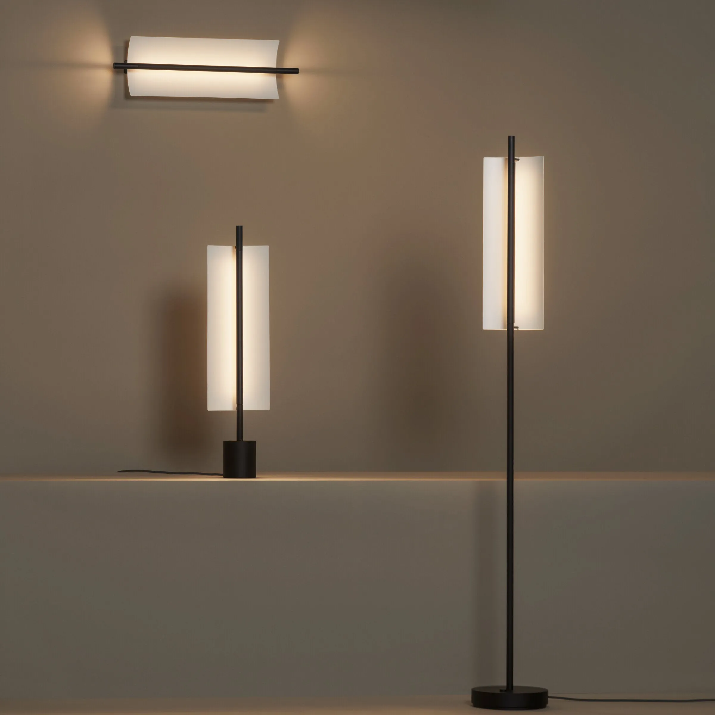 Lamina 45 Table Lamp