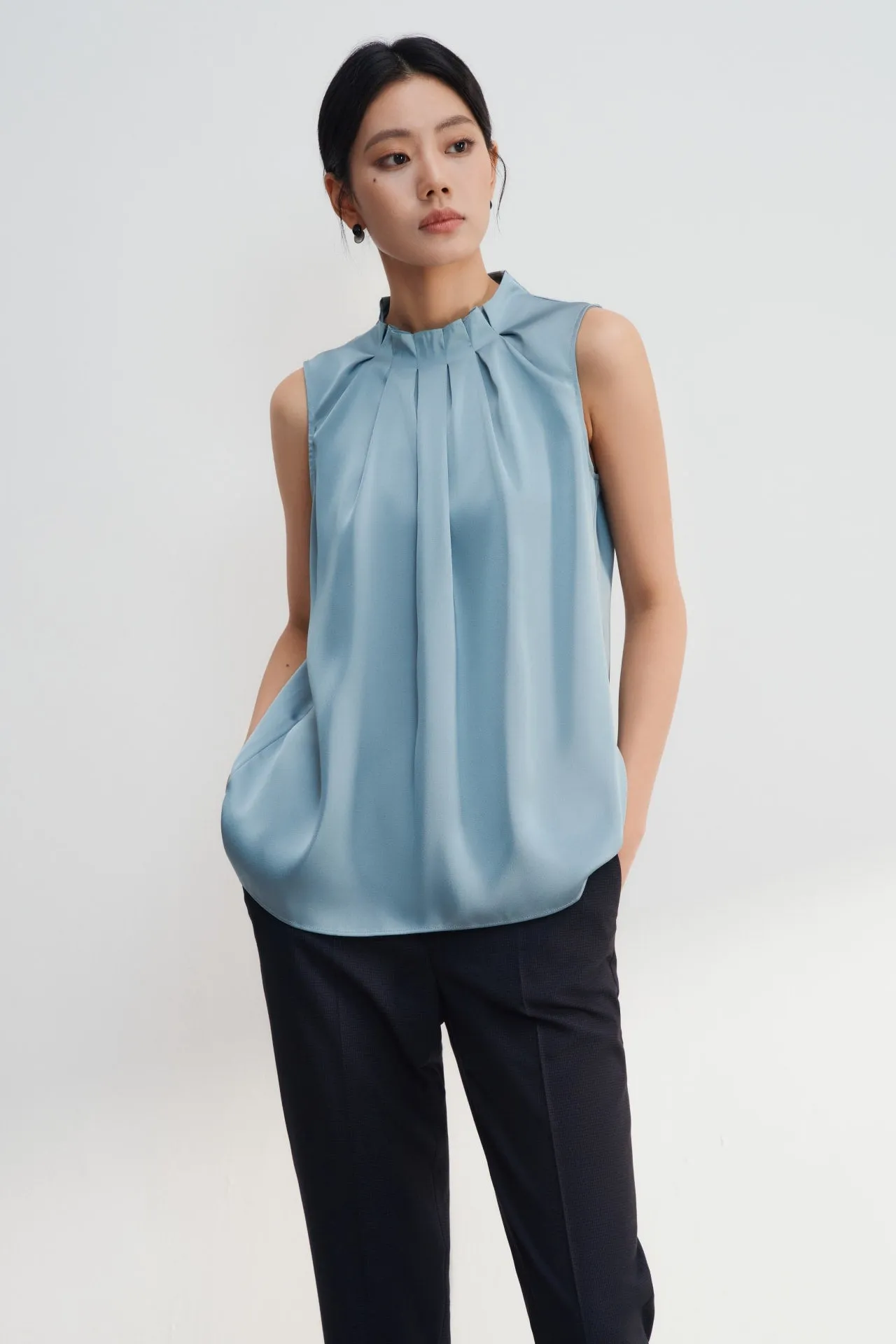 Satin Pleated Stand Collar Sleeveless Blouse